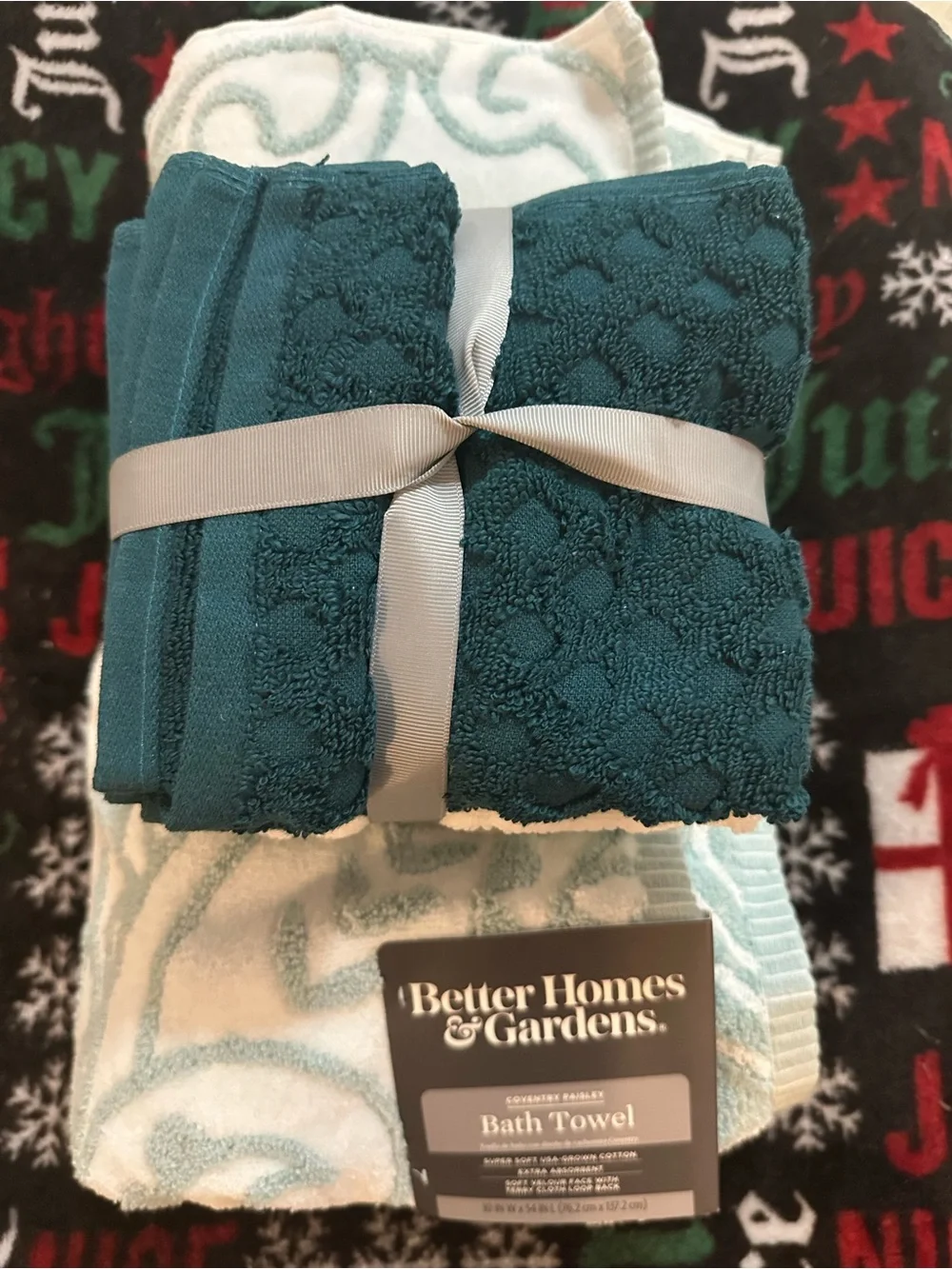 Better Homes And Gardens Teal and Cream Paisley Bath Towel Set